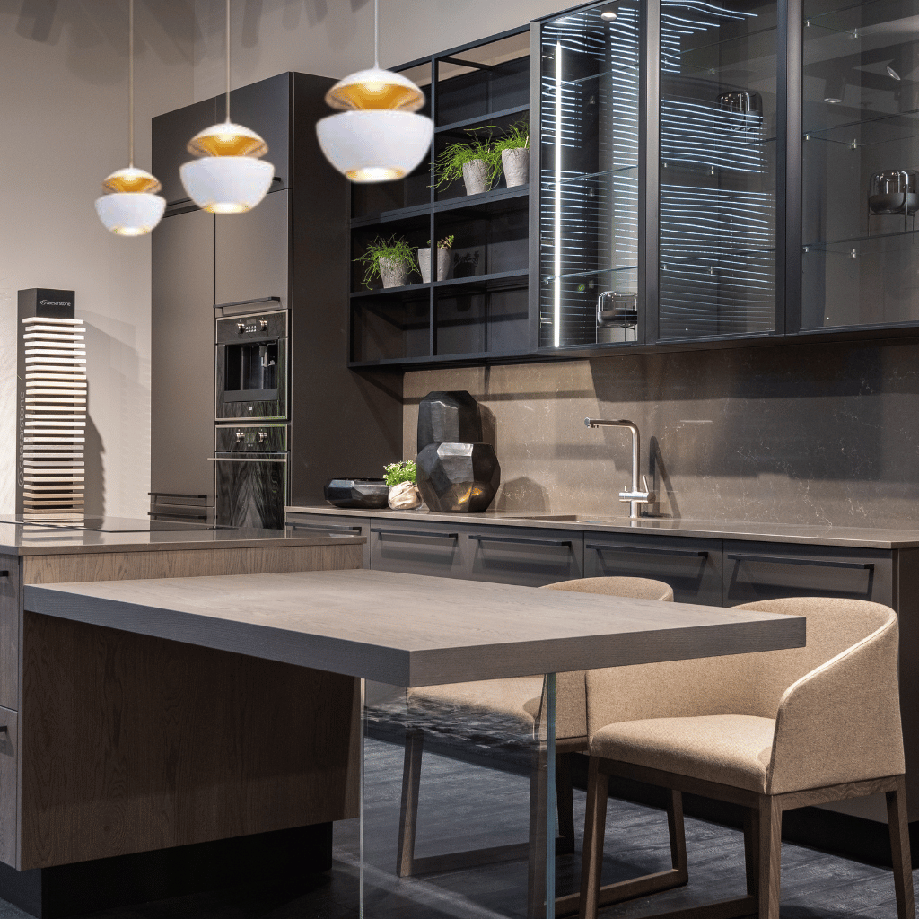 GoldGlow - Luxe Gouden Hanglamp voor Stijlvolle Eetruimtes