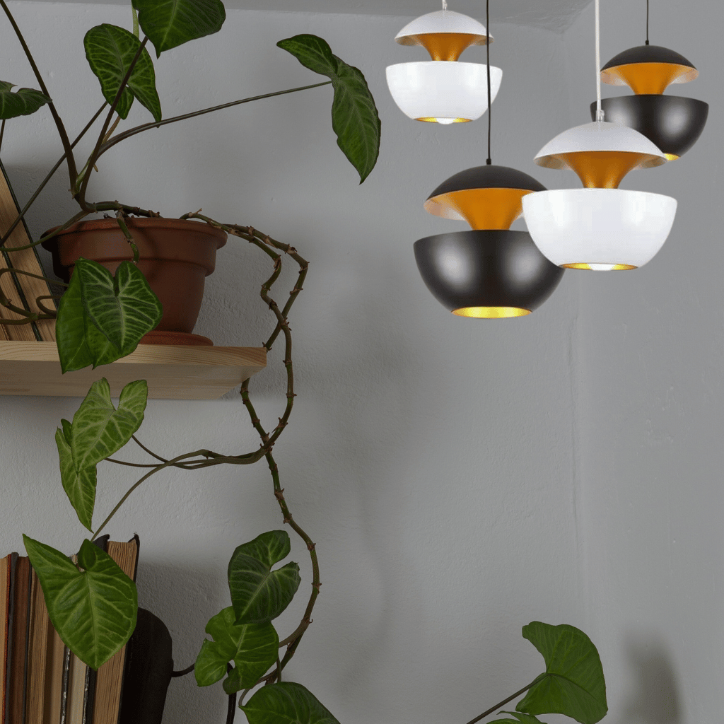 GoldGlow - Luxe Gouden Hanglamp voor Stijlvolle Eetruimtes