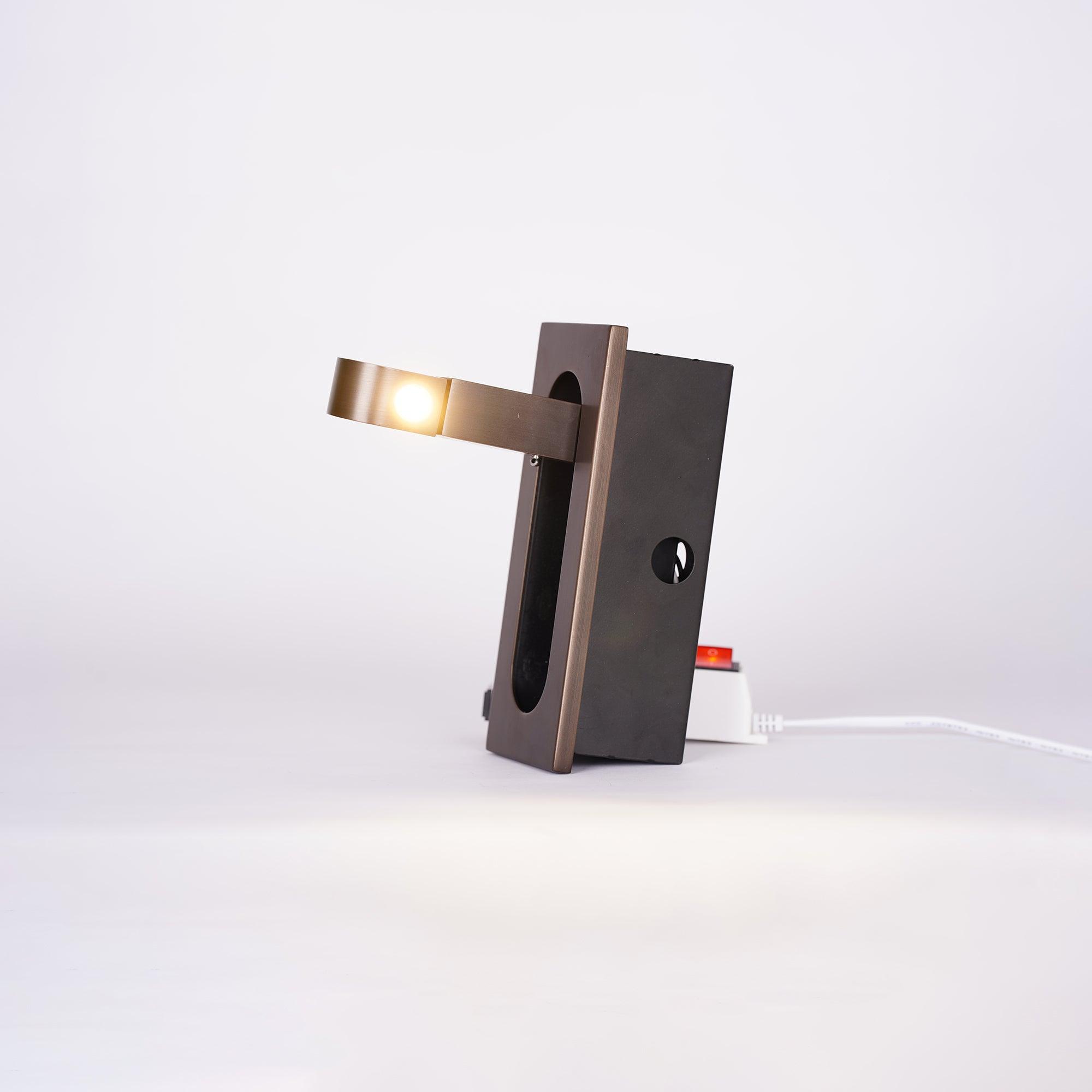 FlexiGlow - Verstelbare LED Bedlamp voor Jouw Leesmomenten