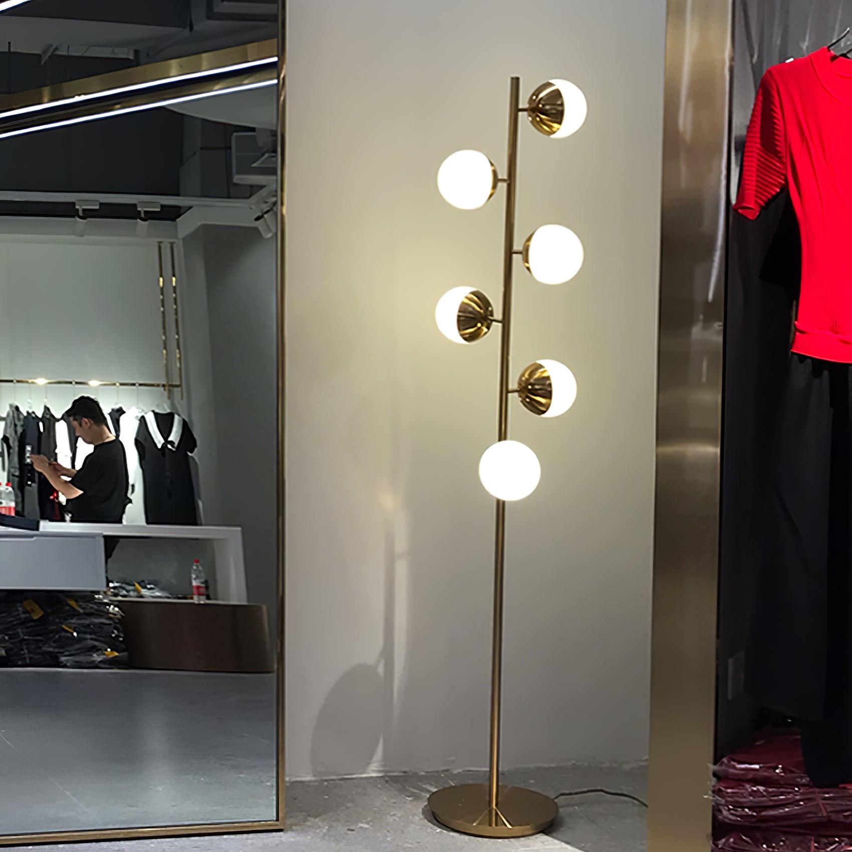 Doppler LED Boomlamp - Retro Elegante LED Staande Lamp