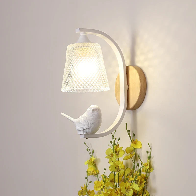 NordicBird Light – Trendy Vogelwandlamp voor Slaapkamer
