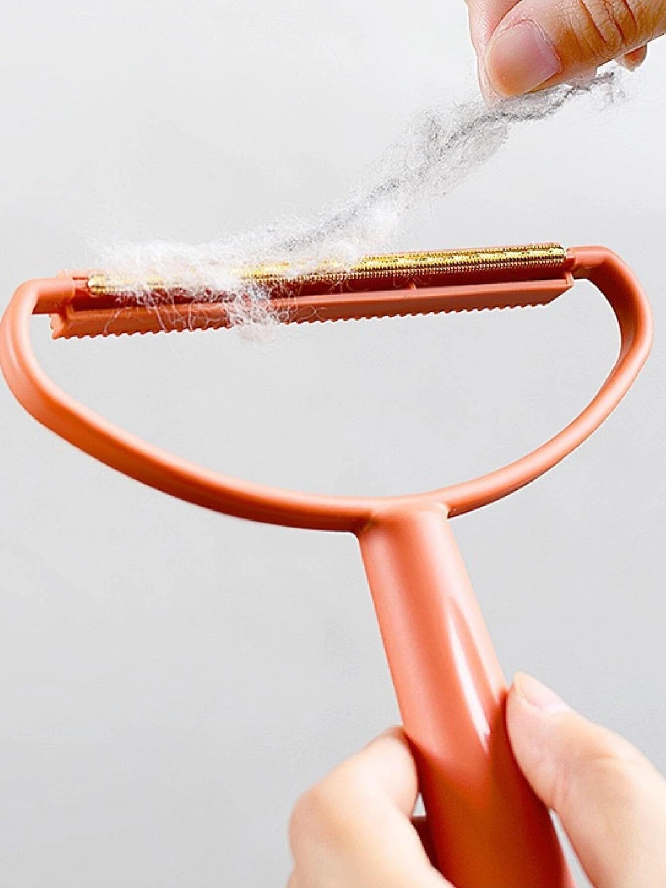 FluffFree Cleaner – Krachtige Pluis- en Stofverwijderaar