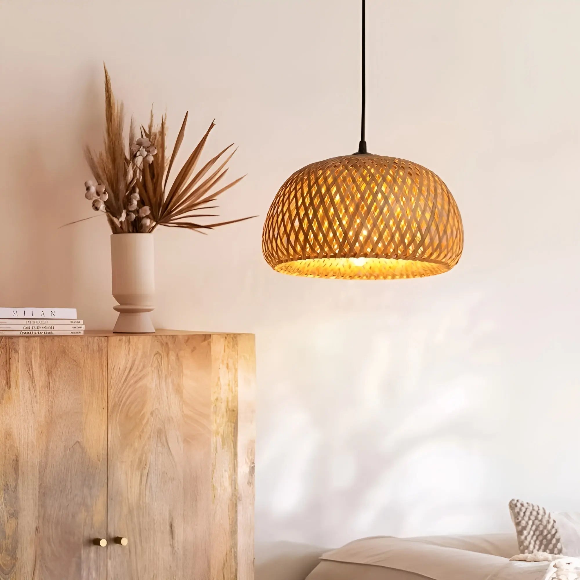 Elegante Rotan Hanglamp: Luxe Verlichting voor Elke Ruimte