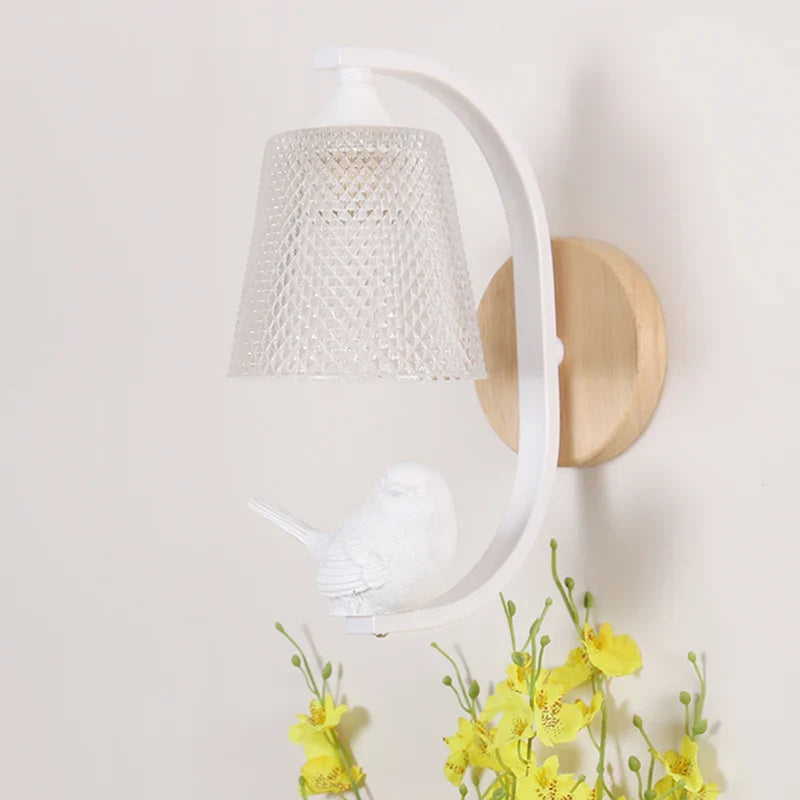 NordicBird Light – Trendy Vogelwandlamp voor Slaapkamer