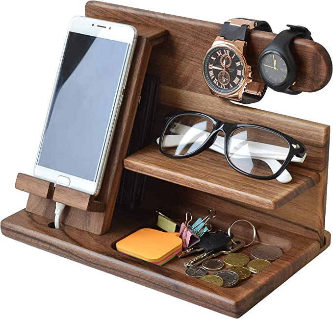 WoodDock – Stijlvolle Houten Organizer voor Apparaten