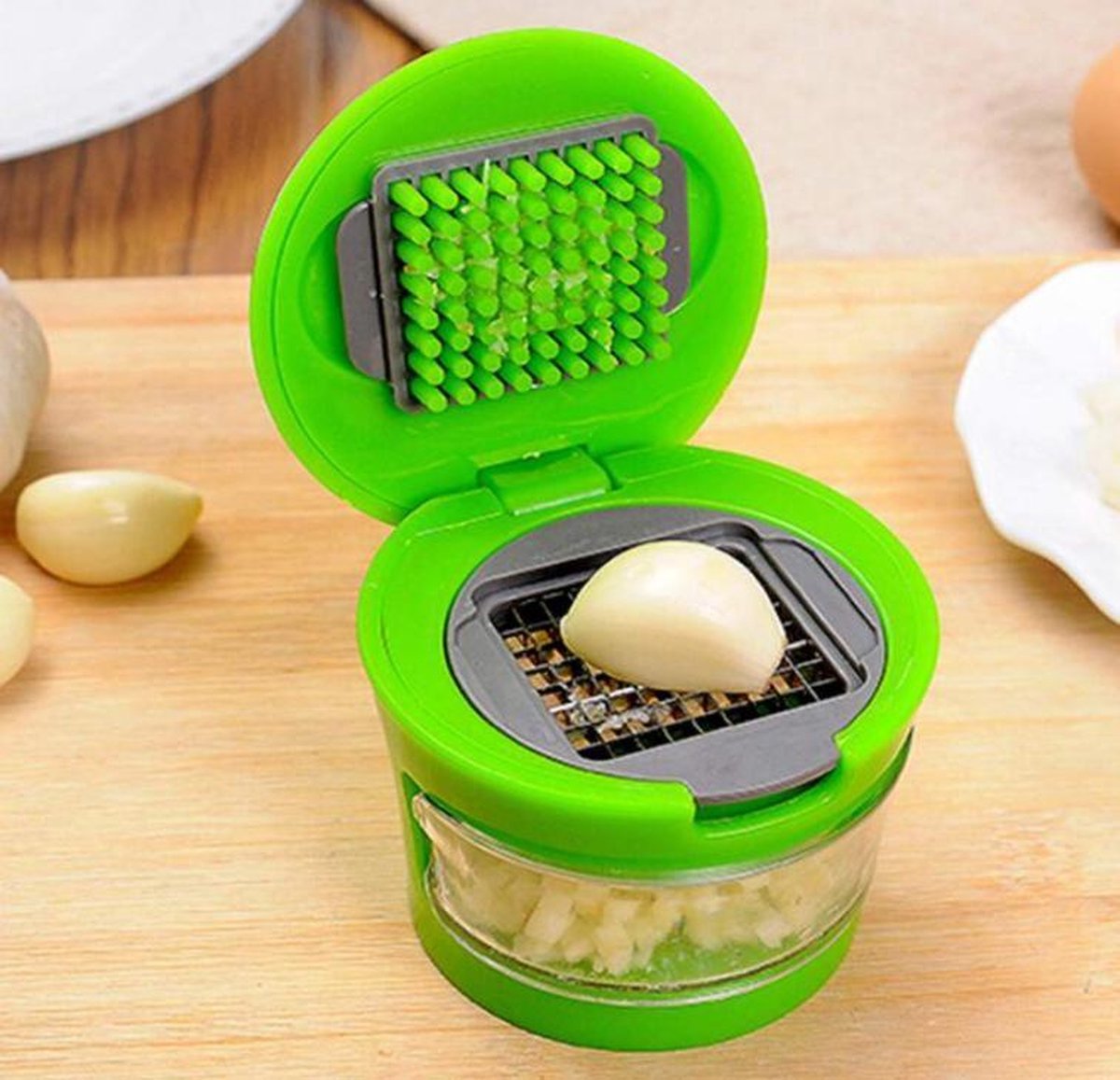 GarlicPress Pro - Compacte Knoflookpers met Reservoir