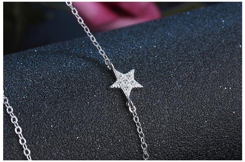 StarGleam Necklace - Stijlvolle Zilveren Sterrenketting