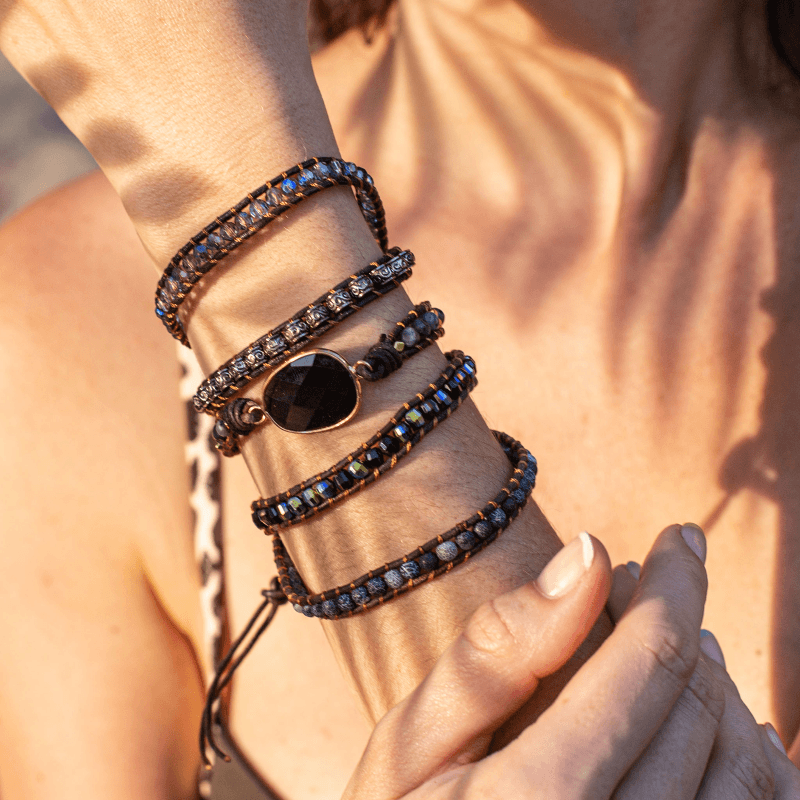Lunara - Stijlvolle Onyx Maanarmband met Bescherming