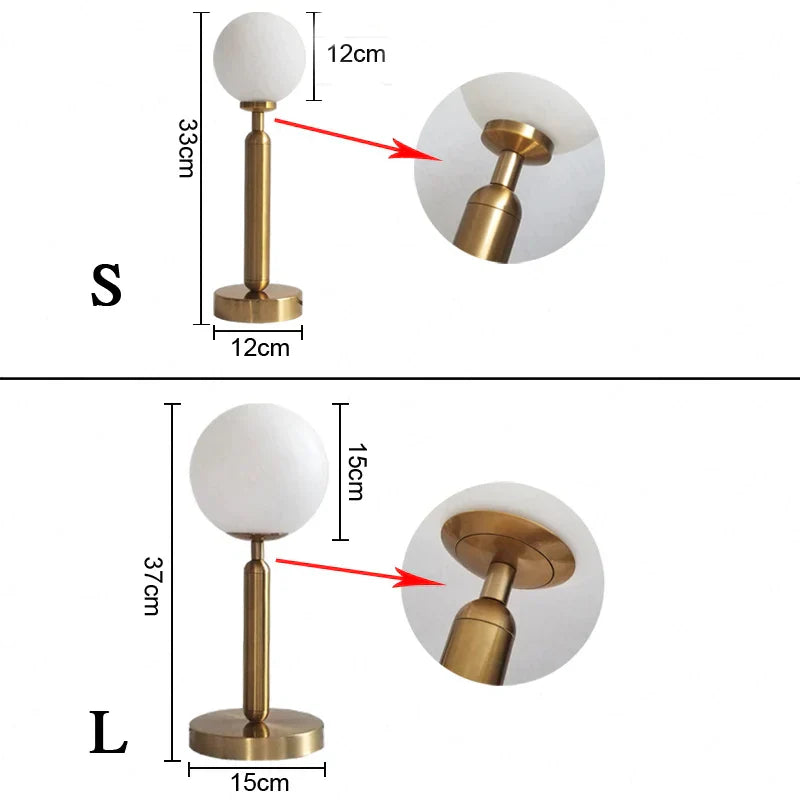 Stijlvolle Messing & Glas LED Tafellamp – GlowSphere