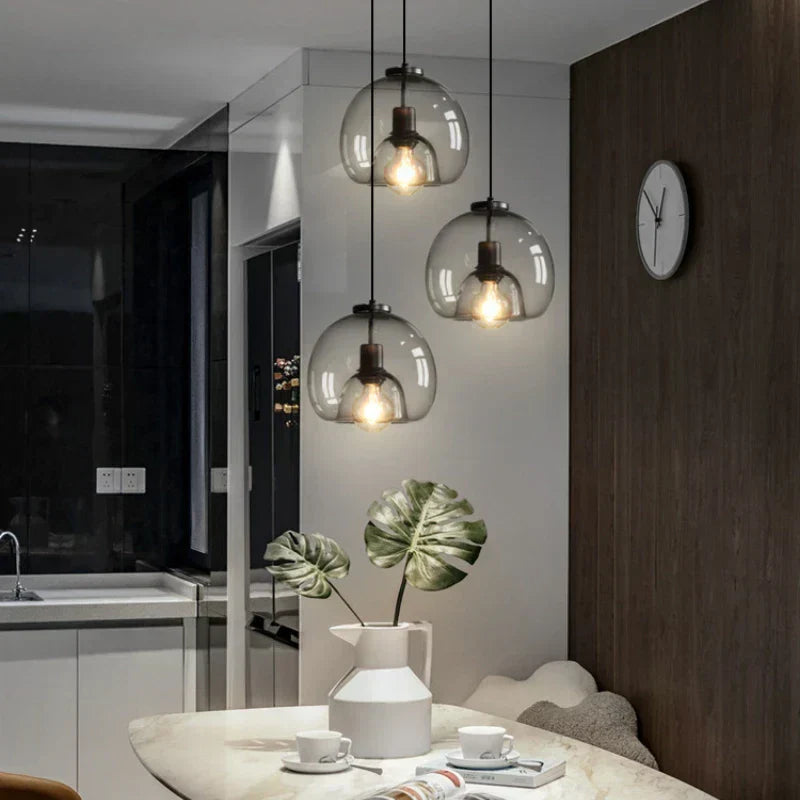 LumiGlow Pendant - Hedendaagse Glazen Hanglamp voor Luxe Interieurs
