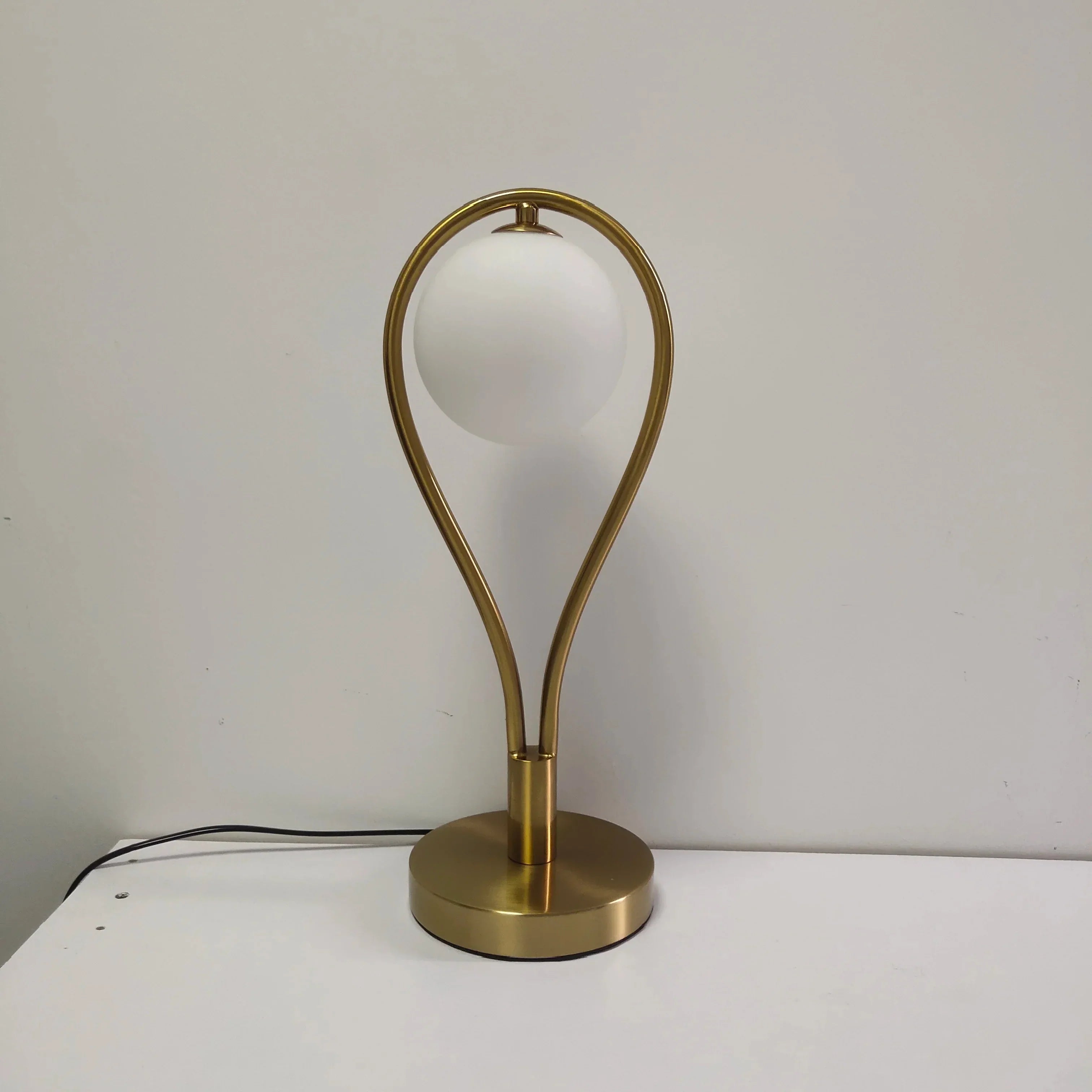 FrostedGloed - Minimalistische Scandinavische Sfeerlamp