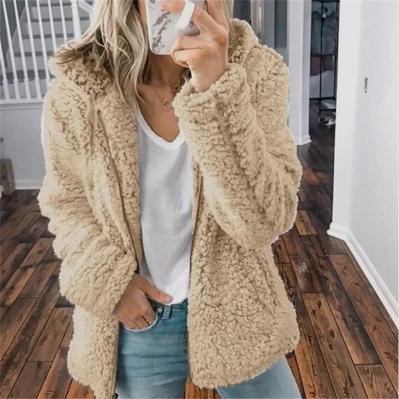 FashionNest Hoodie - Luxe Oversized Winter Sweater