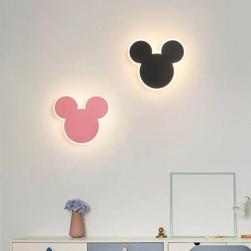 PinkRabbit - Speelse LED Wandlamp voor Kinderkamer