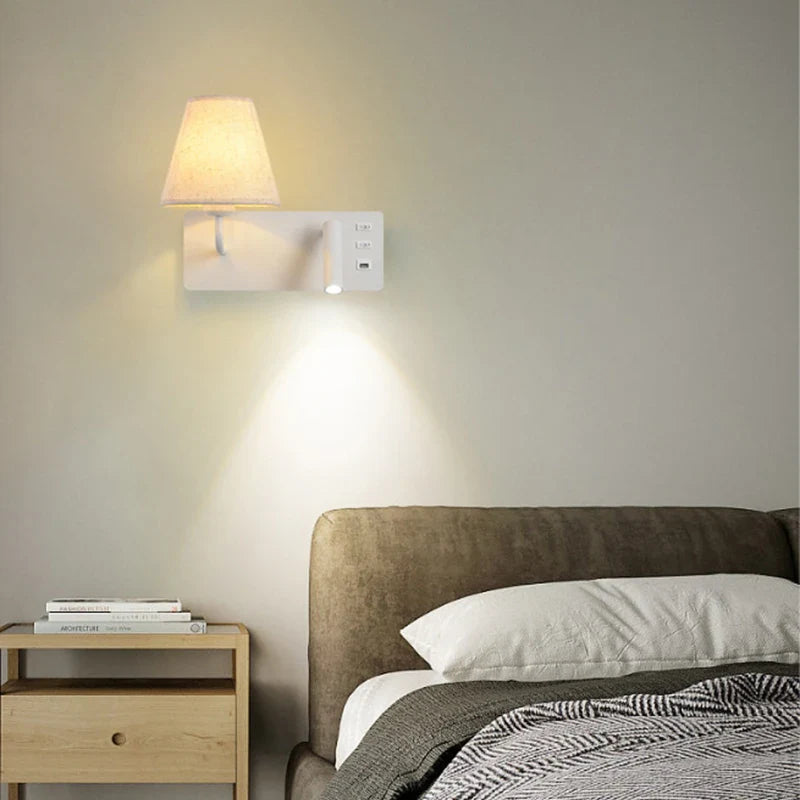 LuminoWall - Minimalistische USB Wandlamp met Leesspot