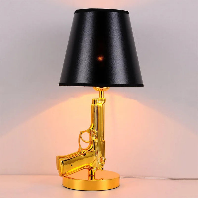 Artistic Glow – Innovatieve Pistoolvormige BureauLamp