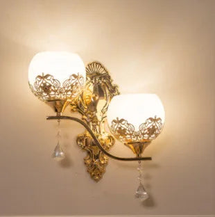 LuxeGlow - Gouden LED Wandlamp voor Sfeervolle Verlichting