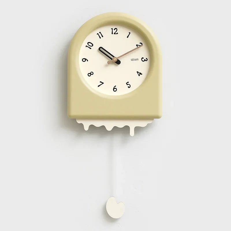 CremePendulum Clock - Koreaanse Wandklok met Modern Design