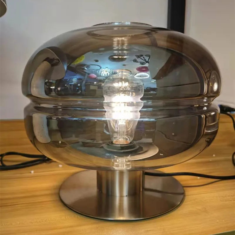 LuxeDesign - Elegante Tafellamp voor Moderne Interieurs