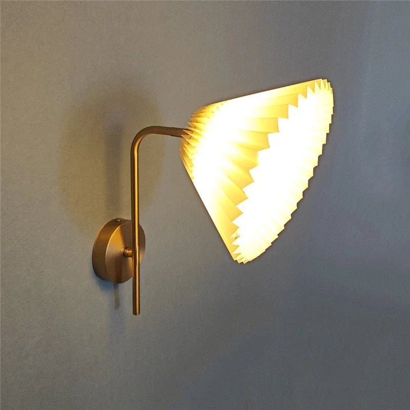 NordicLuxe - Luxe Gouden Wandlamp voor de Slaapkamer