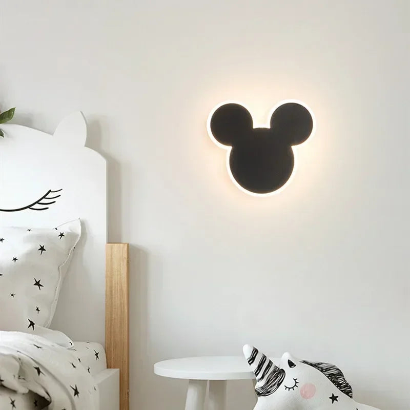 PinkRabbit - Speelse LED Wandlamp voor Kinderkamer
