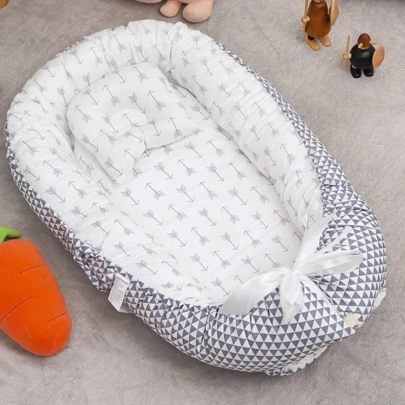 TravelEase Bed - Opvouwbaar Babybed en Bassinet