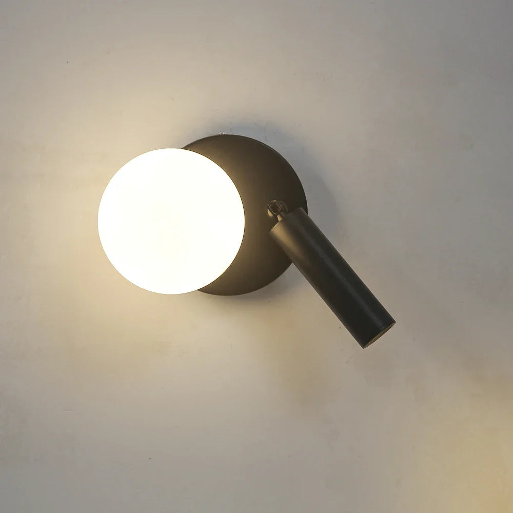 NordicLux - Rotating Glas LED Wandlamp voor Slaapkamer