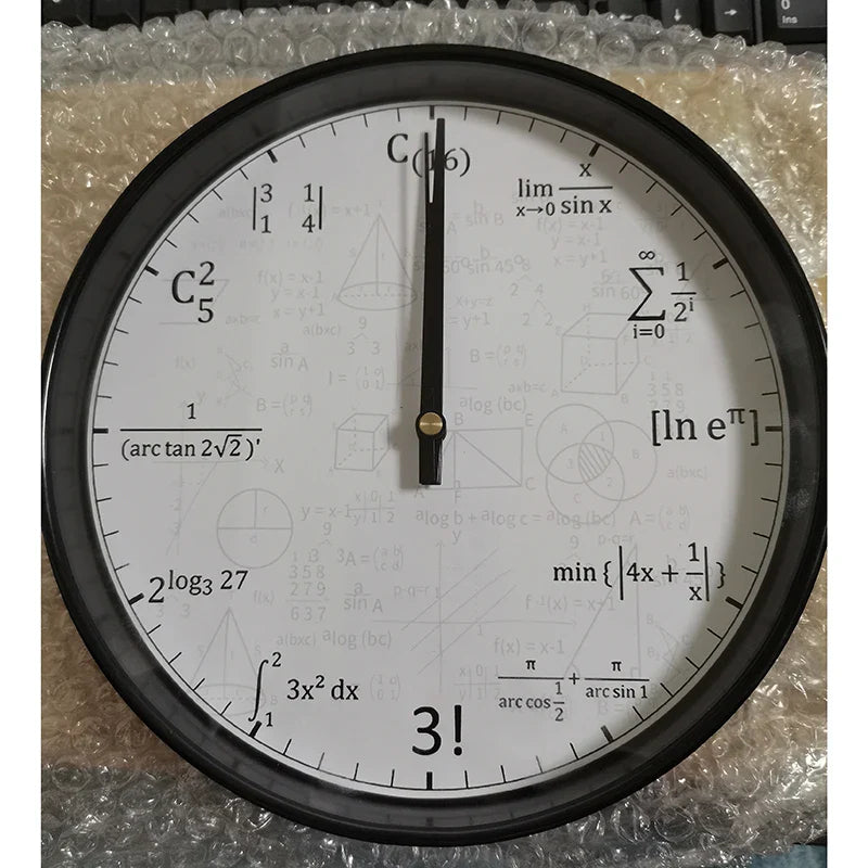 ChalkBoard Clock - Wiskundige Formules Wanddecoratie