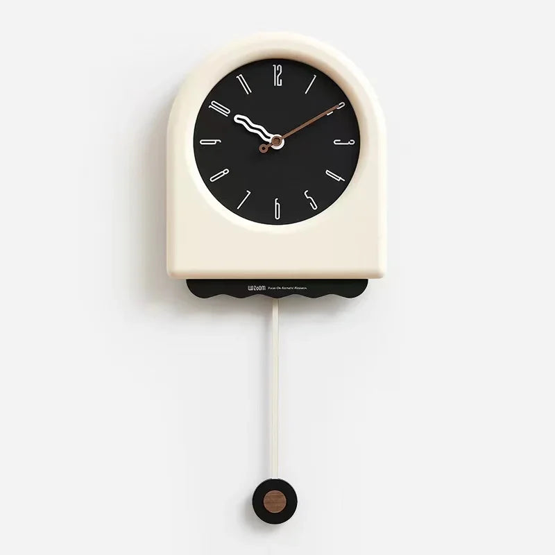 CremePendulum Clock - Koreaanse Wandklok met Modern Design