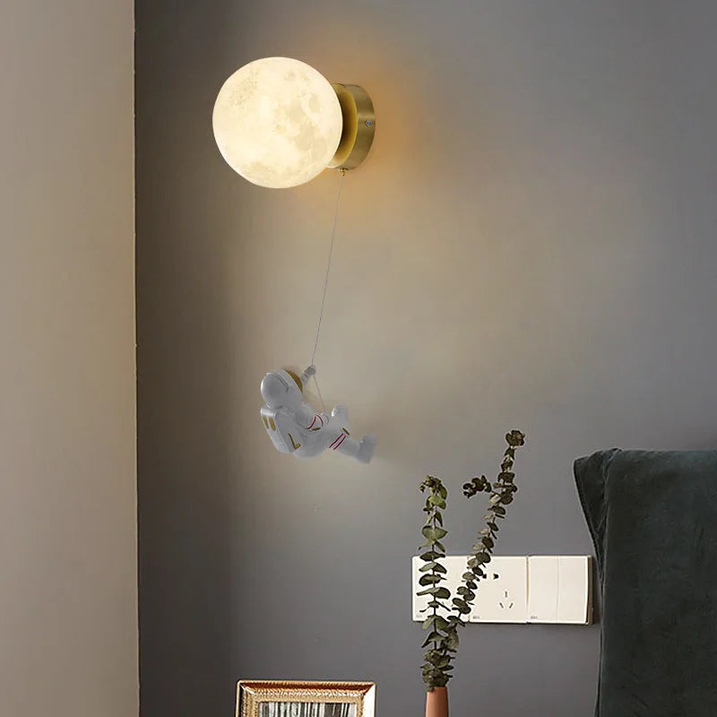 LunarGlow Wall Lamp - Maanvormige Astronaut Verlichting