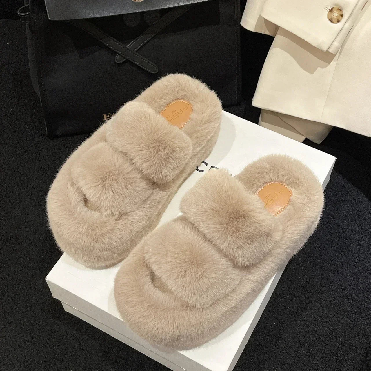 FluffSteps Pantoffels - Luxe Pluche Pantoffels voor Ultiem Comfort