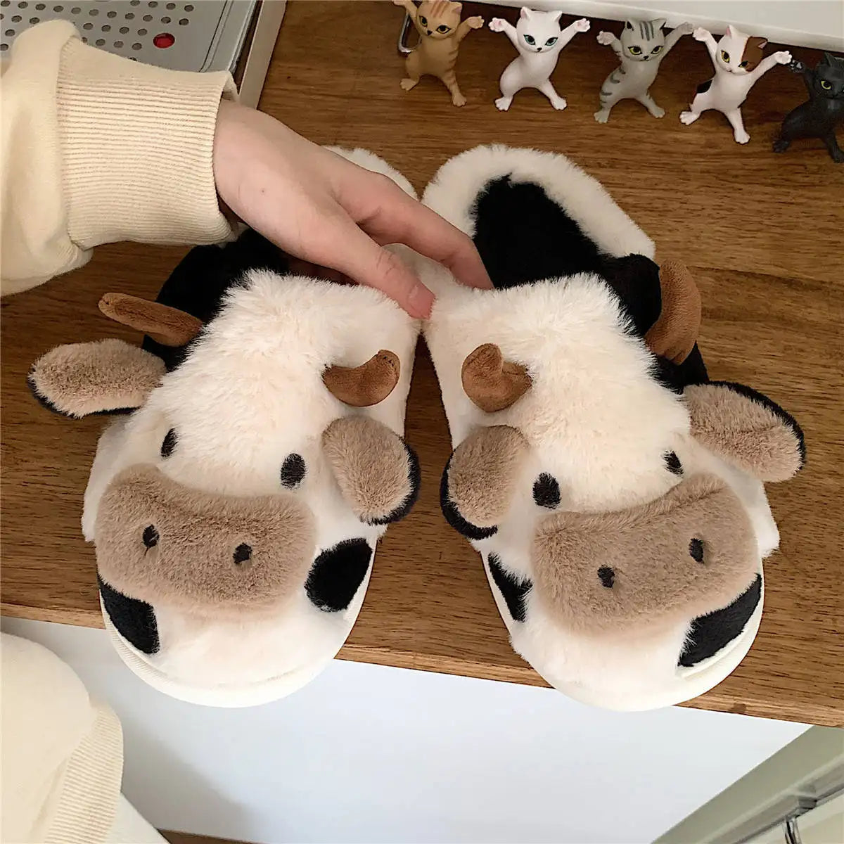 ComfortCow Slippers - Speelse Slippers voor Comfortabele Winterdagen