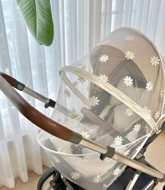 StrollerShield - Beschermende Kap voor Buitenwandelingen