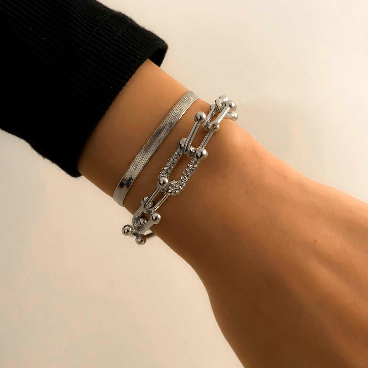 Stunning Bracelet Duo | Exquisite 2-Piece Set in Gold or Silver