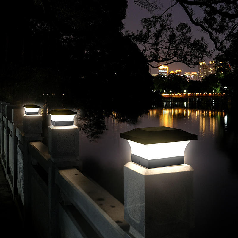 Solinova – Moderne Zonne-energie LED Buitenlamp