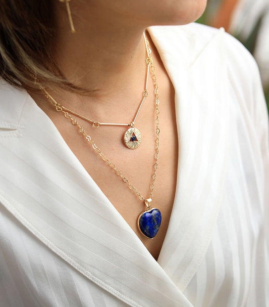 Althea Necklace – Elegante Beschermende Lapis Ketting