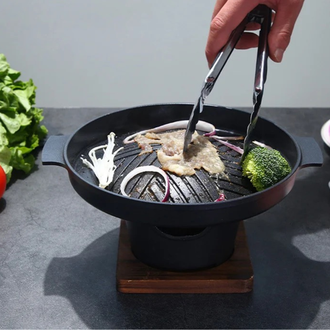 GrillMaster Pro - Stijlvolle Draagbare BBQ voor Buitengenot