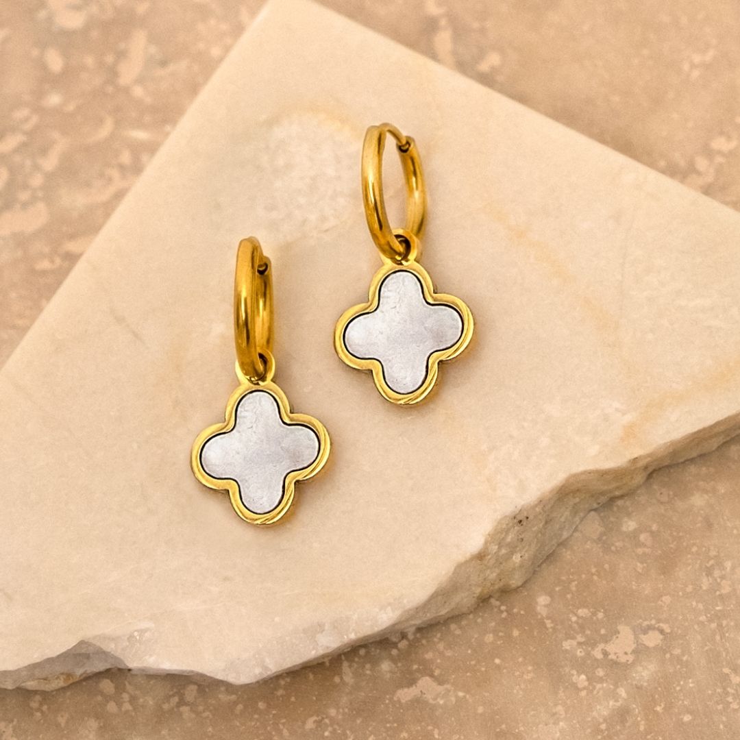 CloveLuxe Earrings - Elegante Symbolische Oorbellen