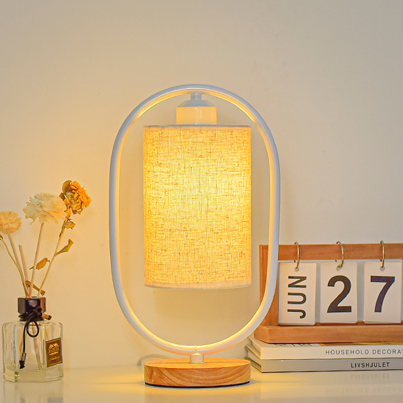 Timeless Elegance - Vintage Houten LED Lamp met Dimbare Functie