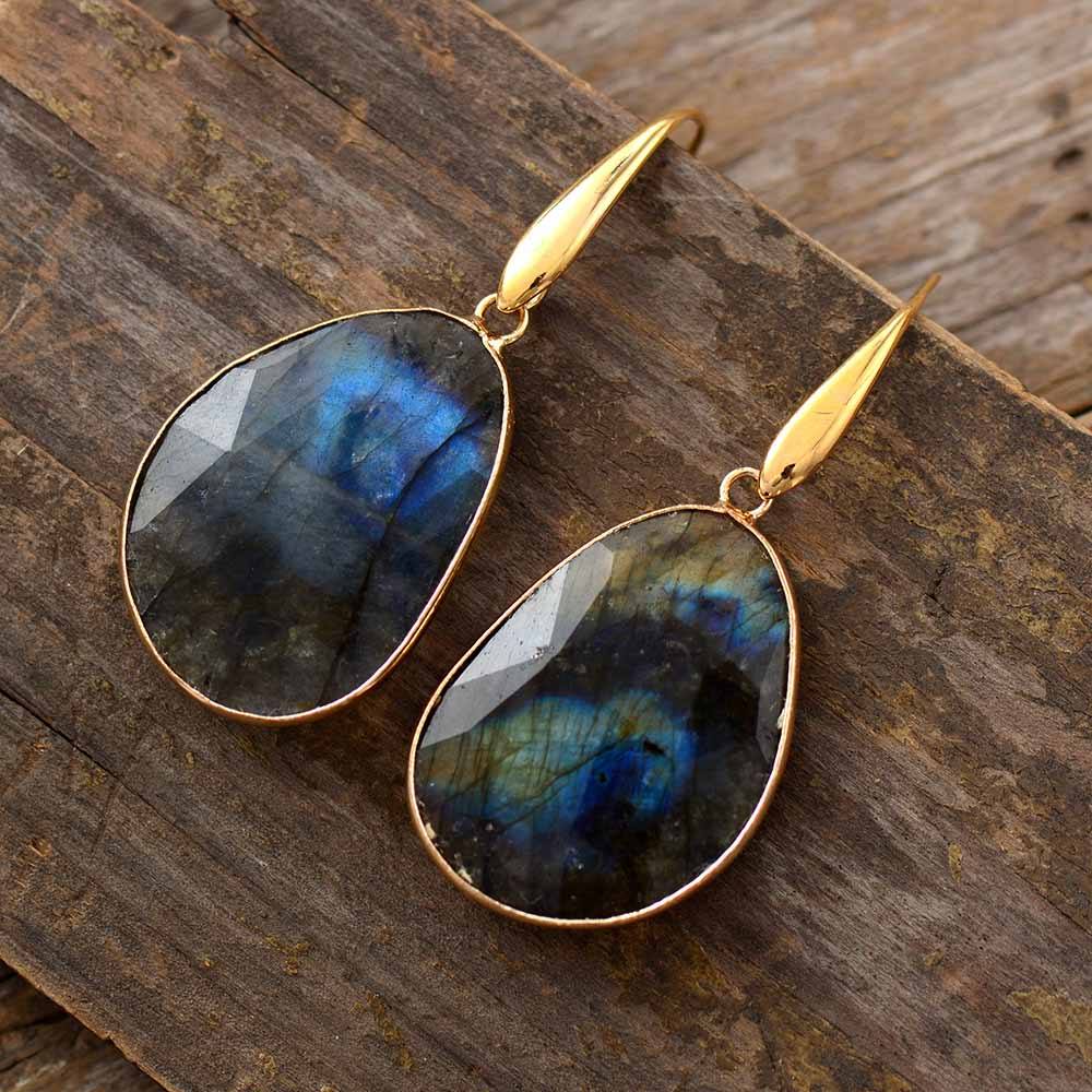 Labradorite Dream Earrings – Elegant Lunaris Sieraden
