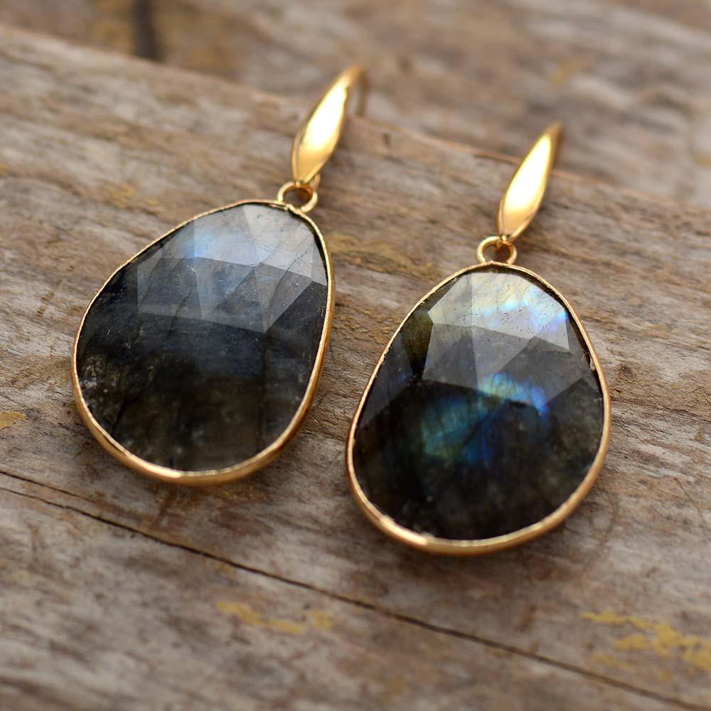 Labradorite Dream Earrings – Elegant Lunaris Sieraden