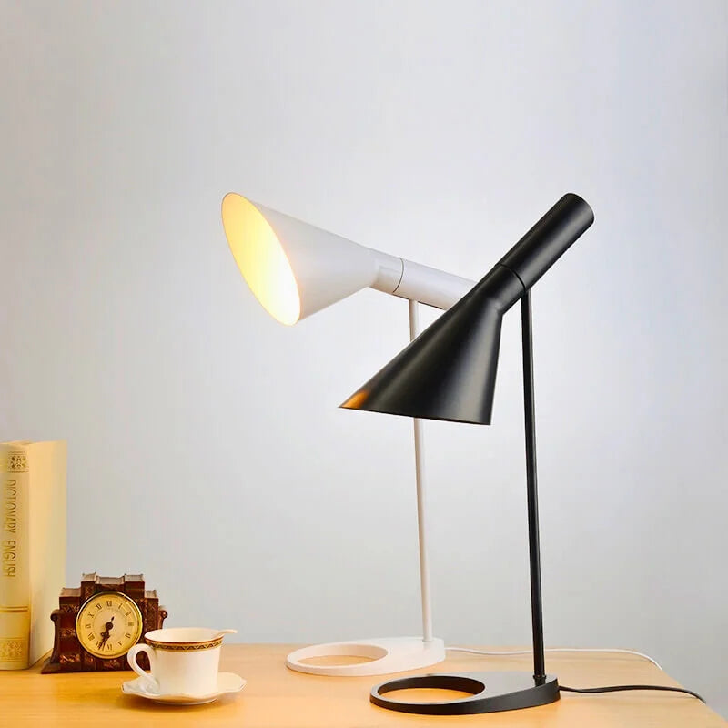 LumiMinimal Table - Elegante LED Tafellamp voor Modern Interieur