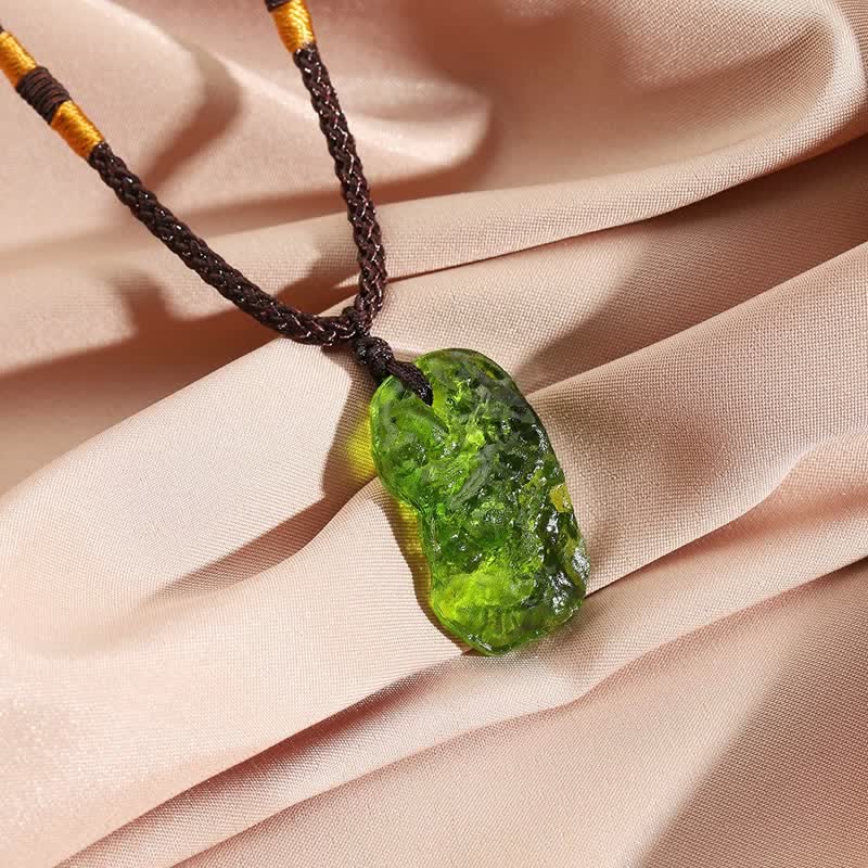Alina's Enchanting Green Moldavite Pendant Necklace for Purification