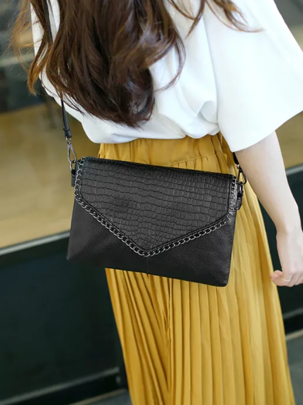 Alexa Clutch – Tijdloze Elegantie in Mode