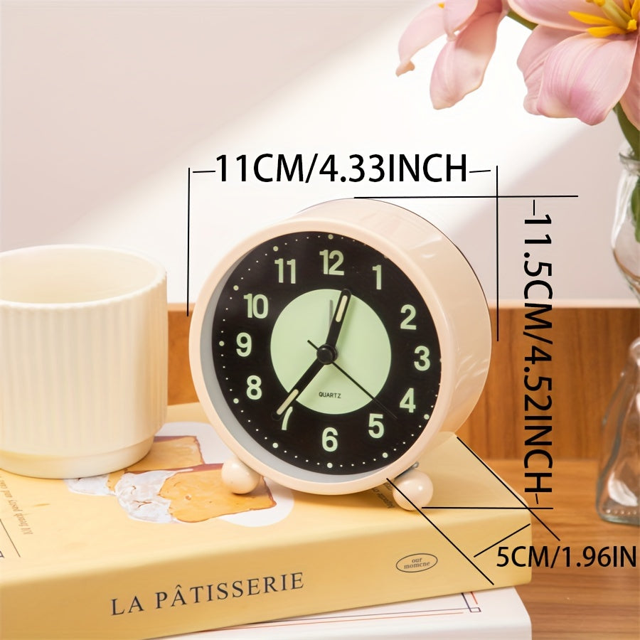 EleganceMetal Clock – Stijlvolle Metalen Wekker met Nachtlamp