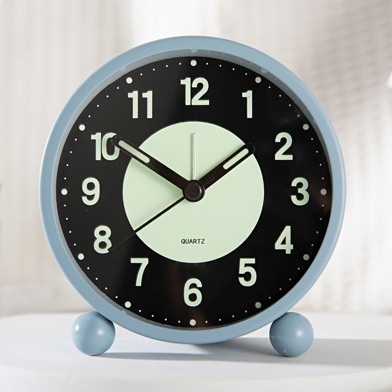 EleganceMetal Clock – Stijlvolle Metalen Wekker met Nachtlamp