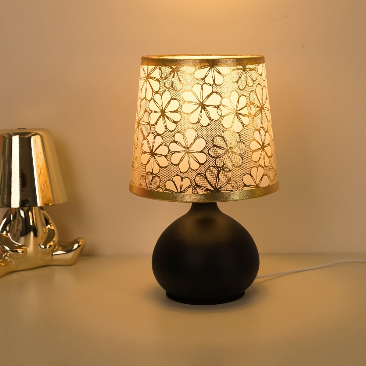 RetroLamp – Scandinavische Stoffen Tafellamp met USB