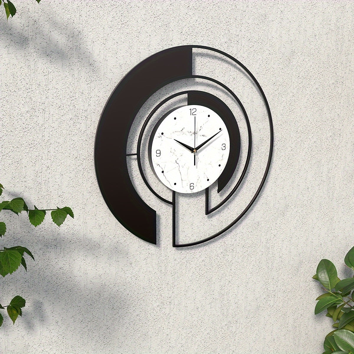 GeoClock - Elegante Zwarte Geometrische Muurklok