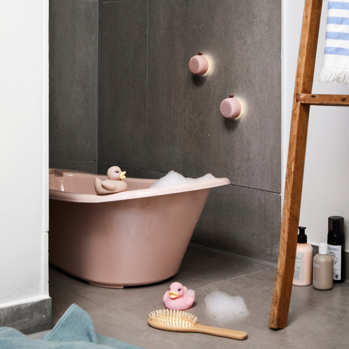 AquaBeats – Waterdichte Bluetooth Badkamerlamp