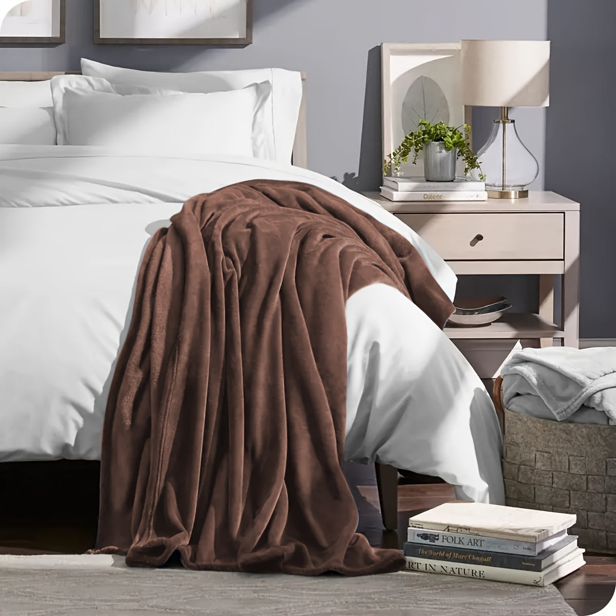 Premium Fleece Blanket – Luxe & Comfort
