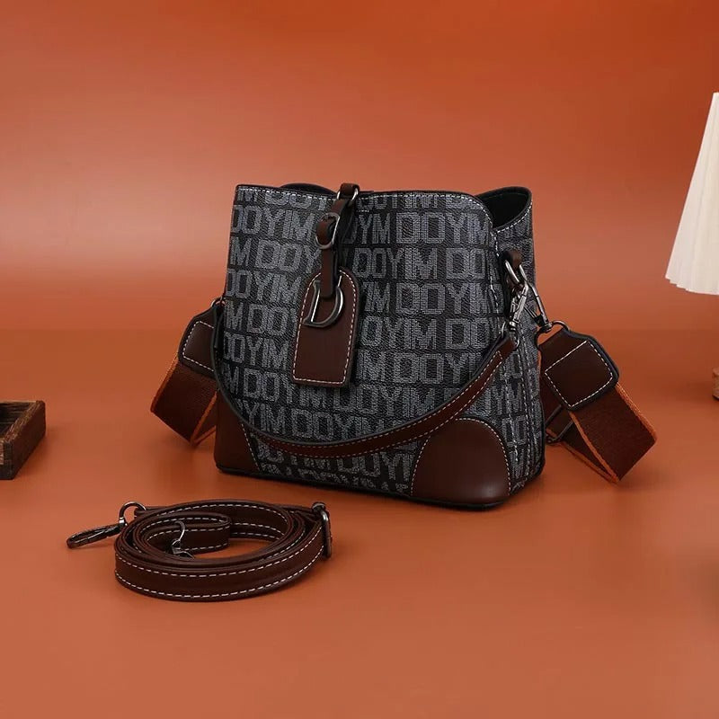 LuxeCarry - Elegante Leren Schoudertas met Veel Ruimte